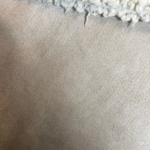 Concepts Sleeveless Sherpa with Suede Like Front and Ribbed Knit Back.  Size 3X - Picture 8 of 10